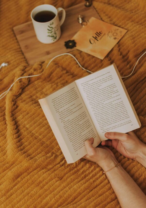 Roxie Nafousi's "Manifest": A Hyped Masterpiece or Just Another Self-Help Book?