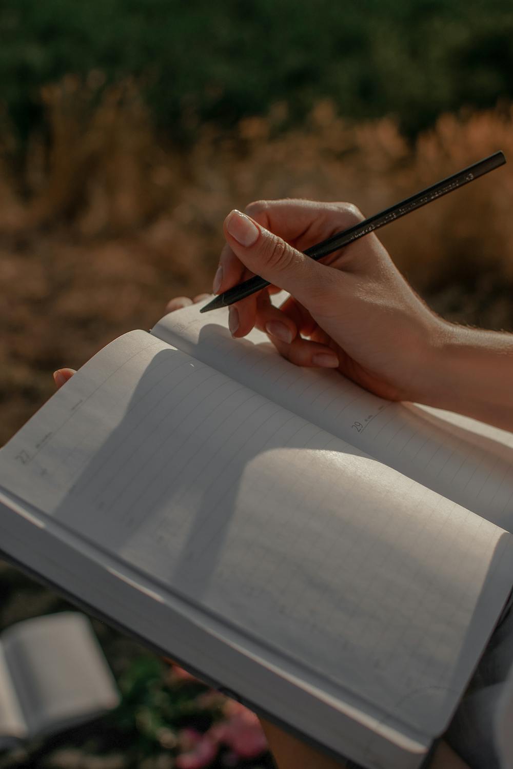 10 Gratitude Journaling Tips for Effective Manifestation