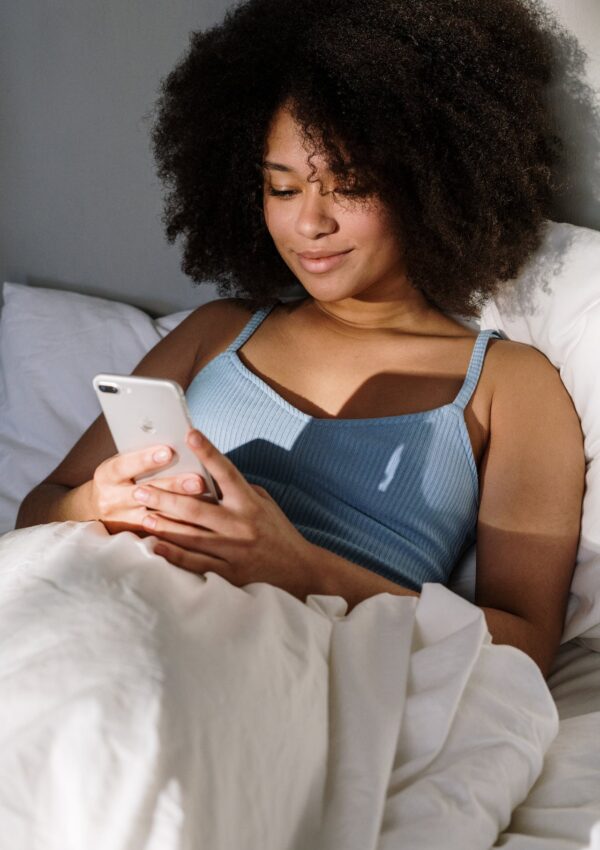 9 Best Manifestation Apps to Manifest Your Desires