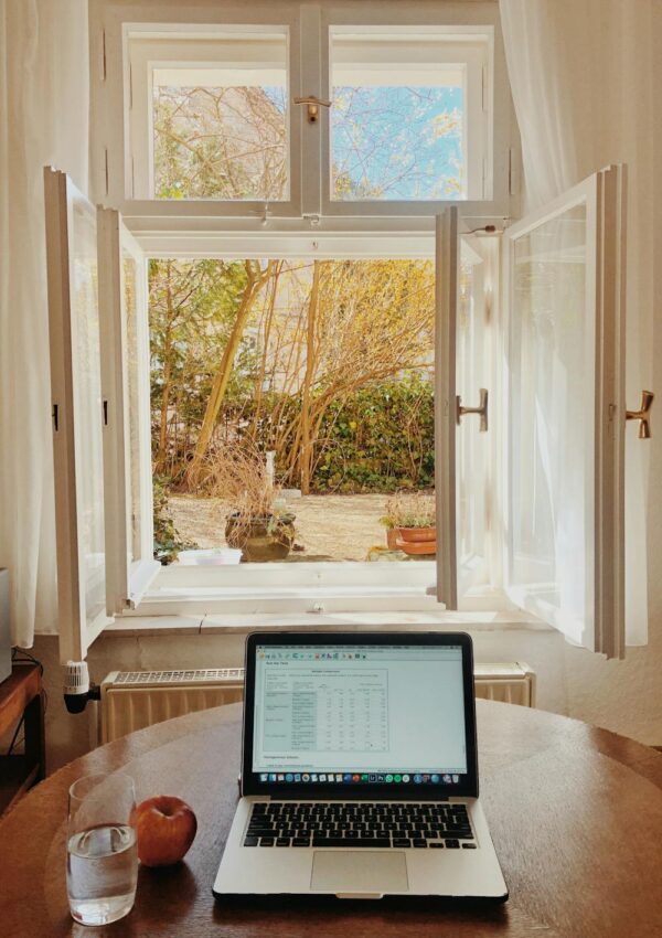 How to Become a (Successful) Entrepreneur: A Step-by-Step Guide