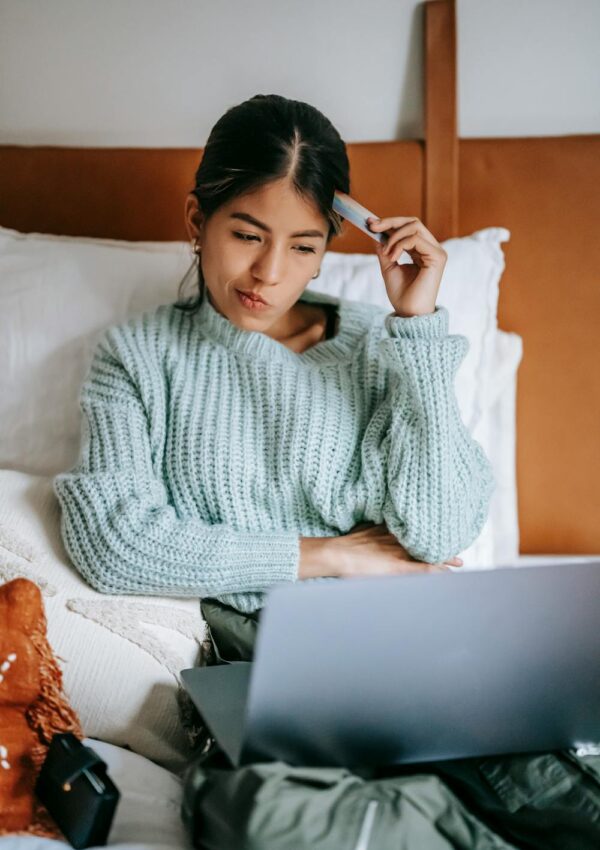 7 Powerful Strategies to Cultivate Your Abundance Mindset When Money Feels Tight