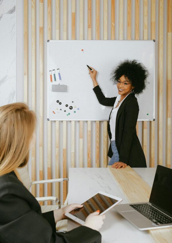 EFT Tapping Techniques for Manifesting Clients: 3 Best Scripts for Entrepreneurs